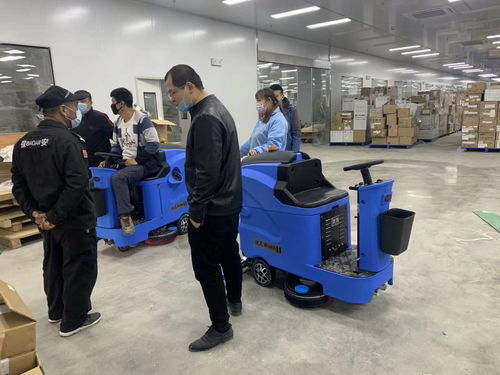 工業(yè)洗地機(jī)和商業(yè)洗地機(jī)的對(duì)比